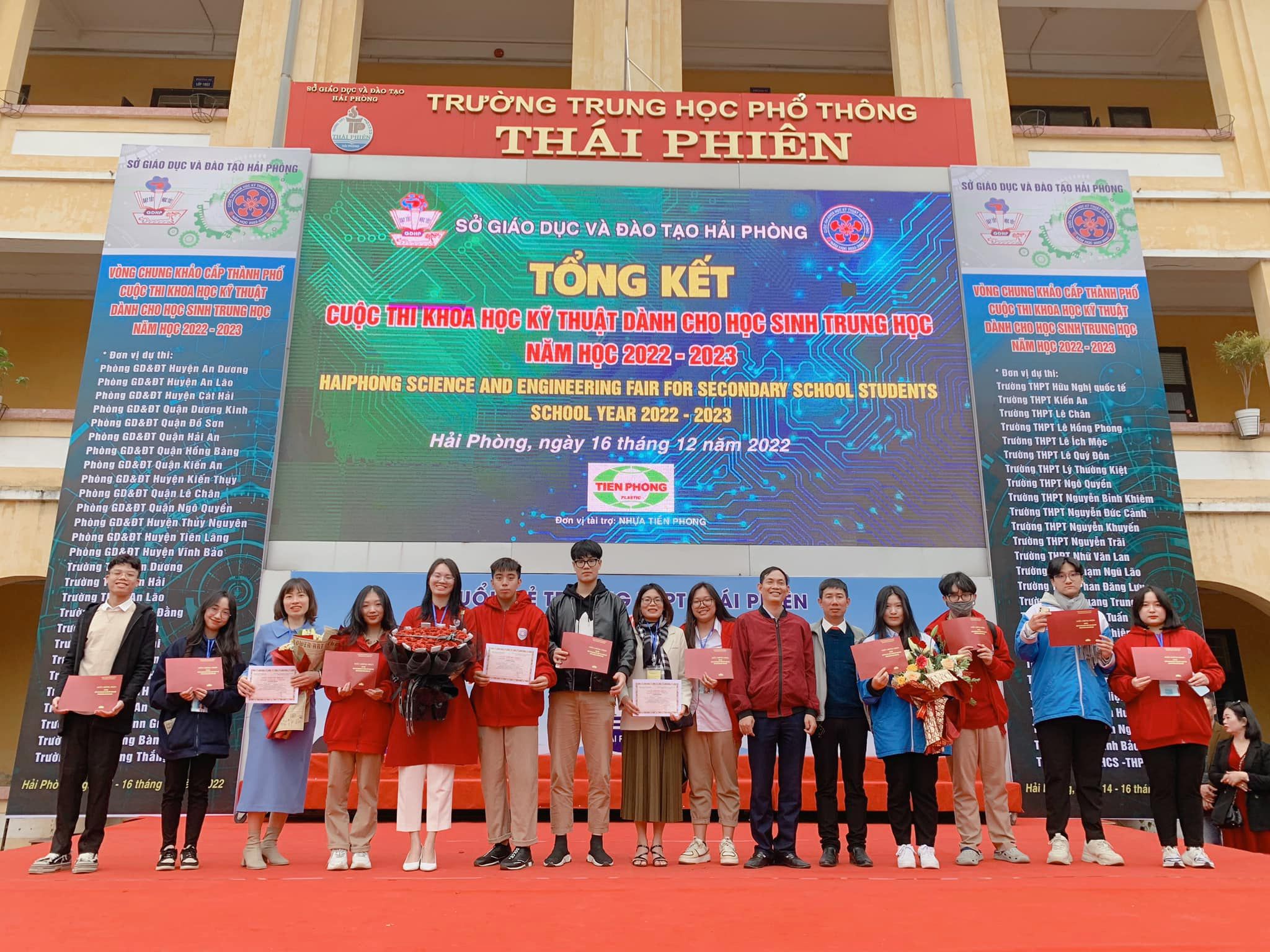   CHÚC MỪNG HỌC SINH THPT HỮU NGHỊ QUỐC TẾ ĐÃ ĐẠT GIẢI CAO CUỘC THI KHOA HỌC KỸ THUẬT CẤP THÀNH PHỐ NĂM HỌC 2022-2023 