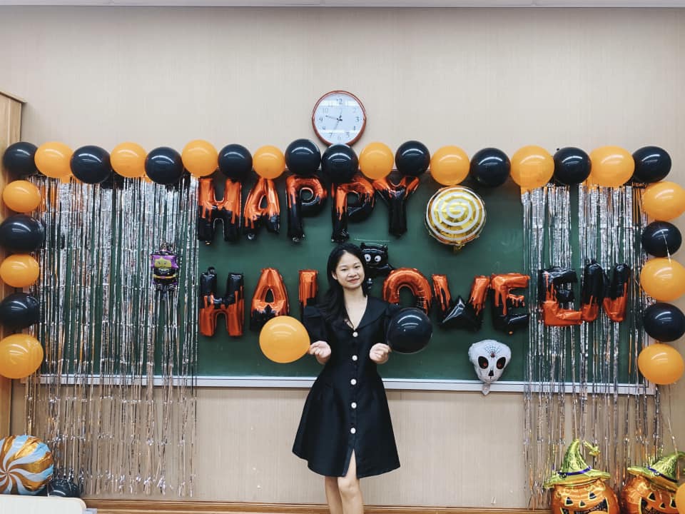 KHÔNG KHÍ LỄ HỘI HALLOWEEN 2022 TẠI TRƯỜNG THPT HỮU NGHỊ QUỐC TẾ 